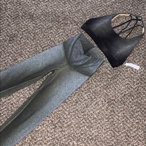 Niyama Sol Green Shagreen fatigue leggings